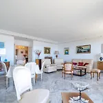 Apartamento Spacieux Vue Et Montagne *